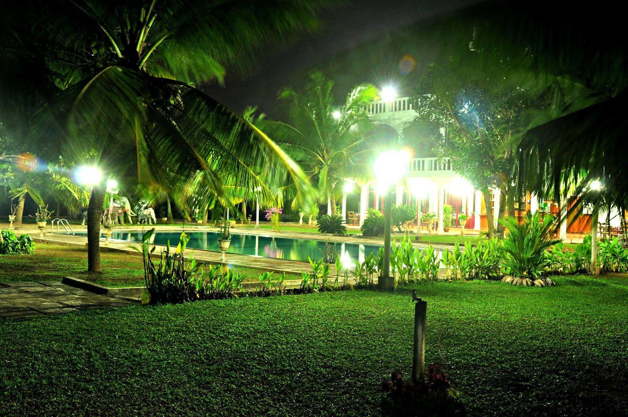 Hotel Lagoon Paradise Negombo Exteriér fotografie